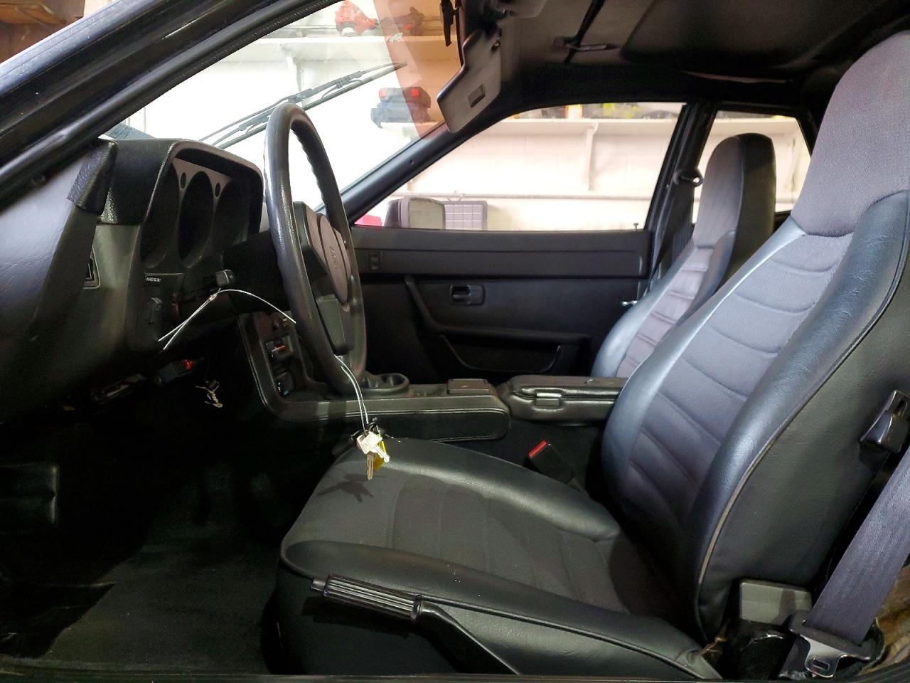 1987 PORSCHE 924