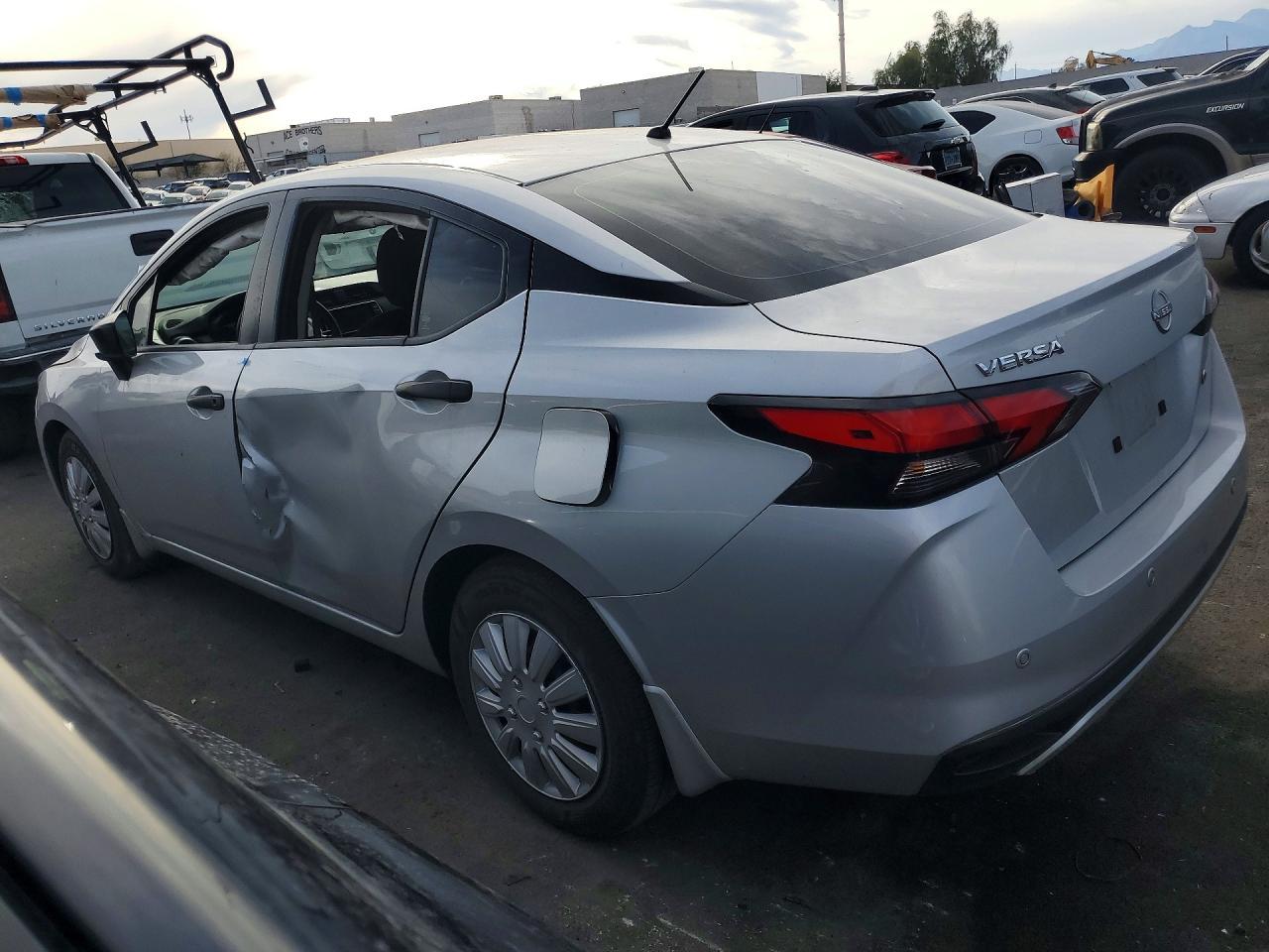 2024 NISSAN VERSA