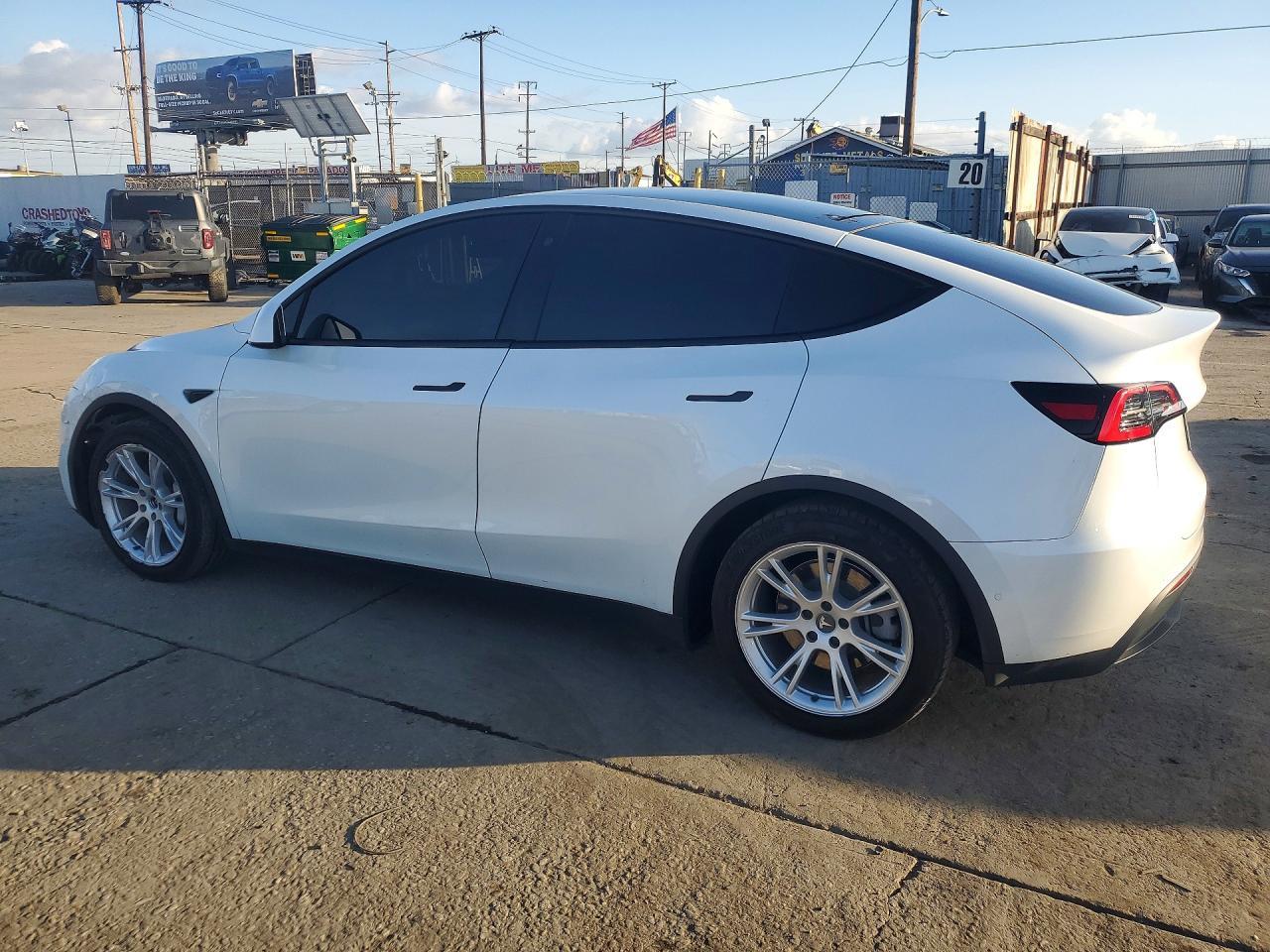 2020 TESLA MODEL Y