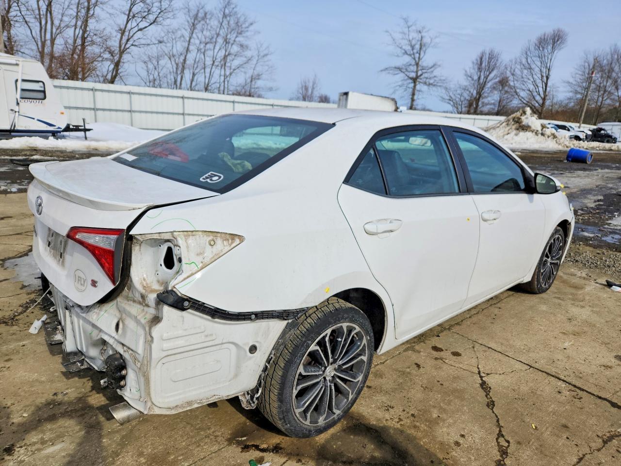 2015 TOYOTA COROLLA
