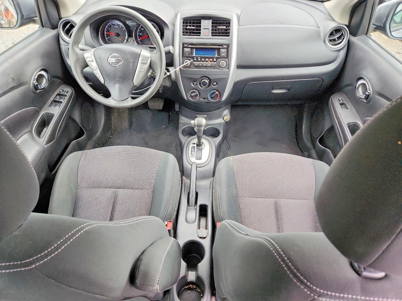 2017 NISSAN VERSA