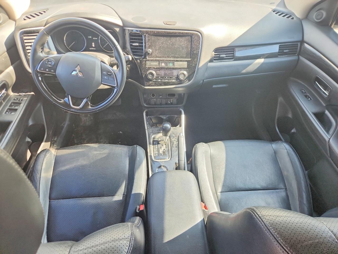 2018 MITSUBISHI outlander