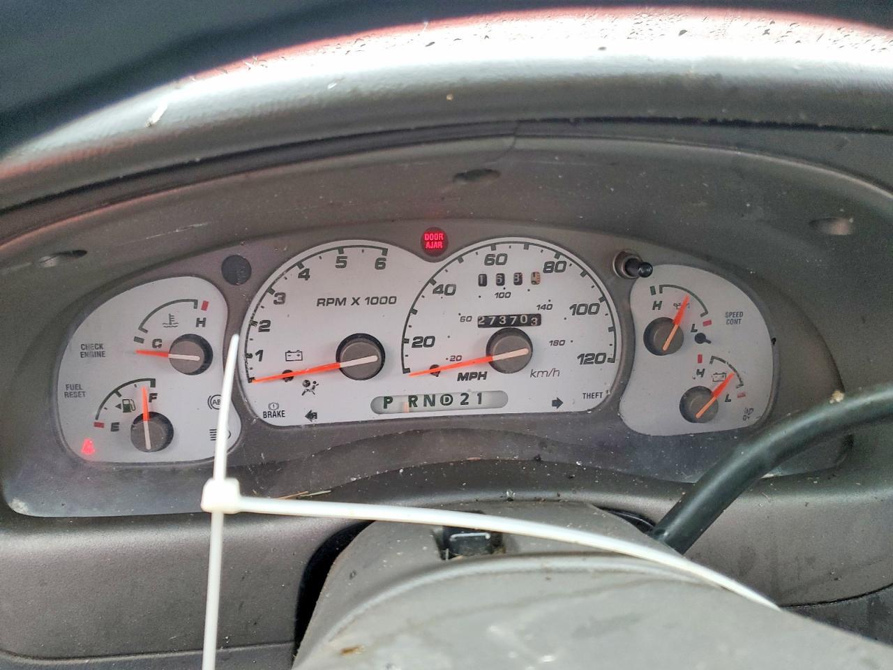 2001 FORD Explorer Sport Trac