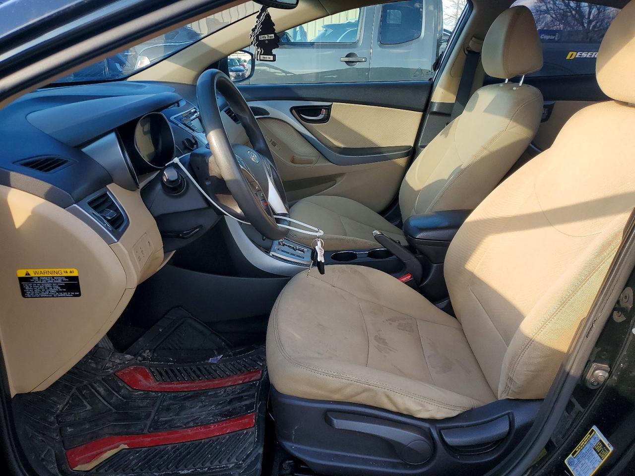 2012 HYUNDAI ELANTRA