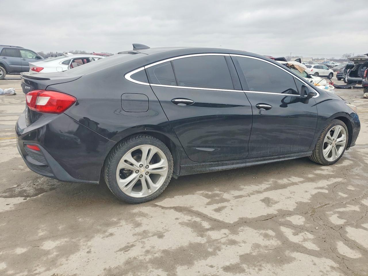 2018 CHEVROLET CRUZE