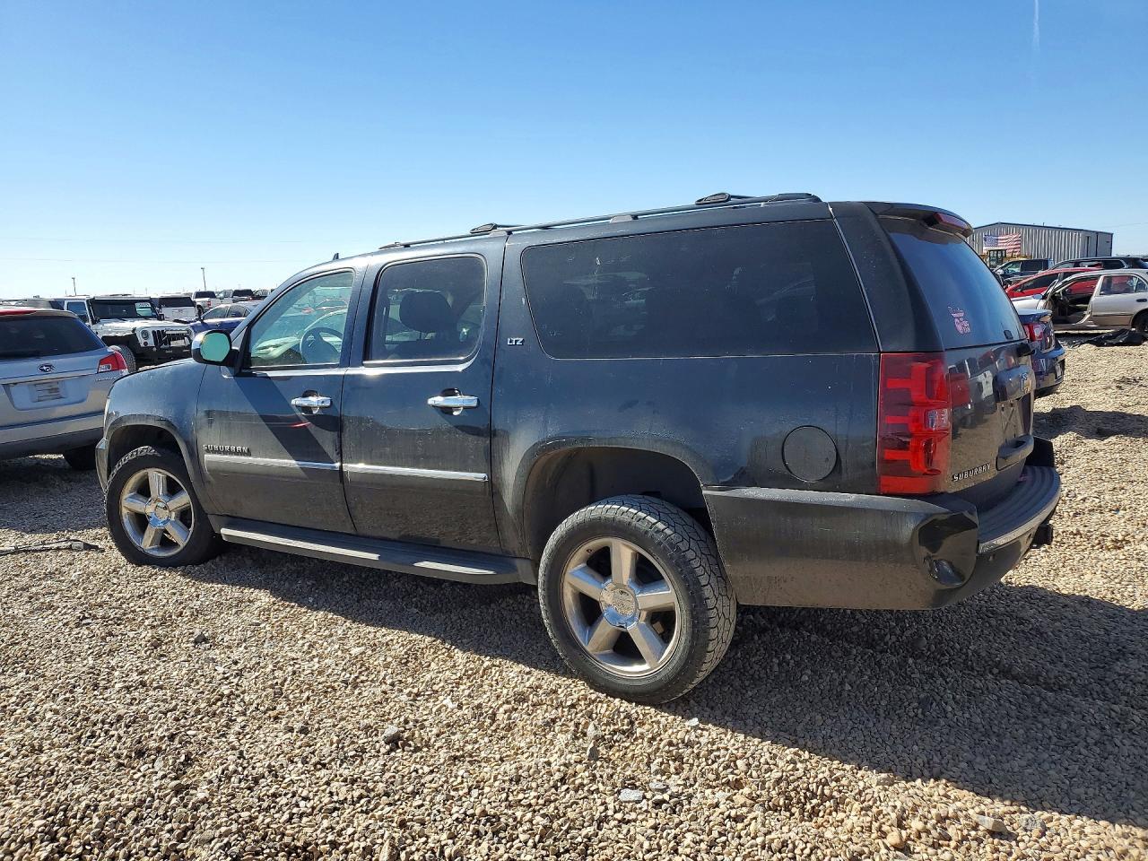 2011 CHEVROLET Suburban