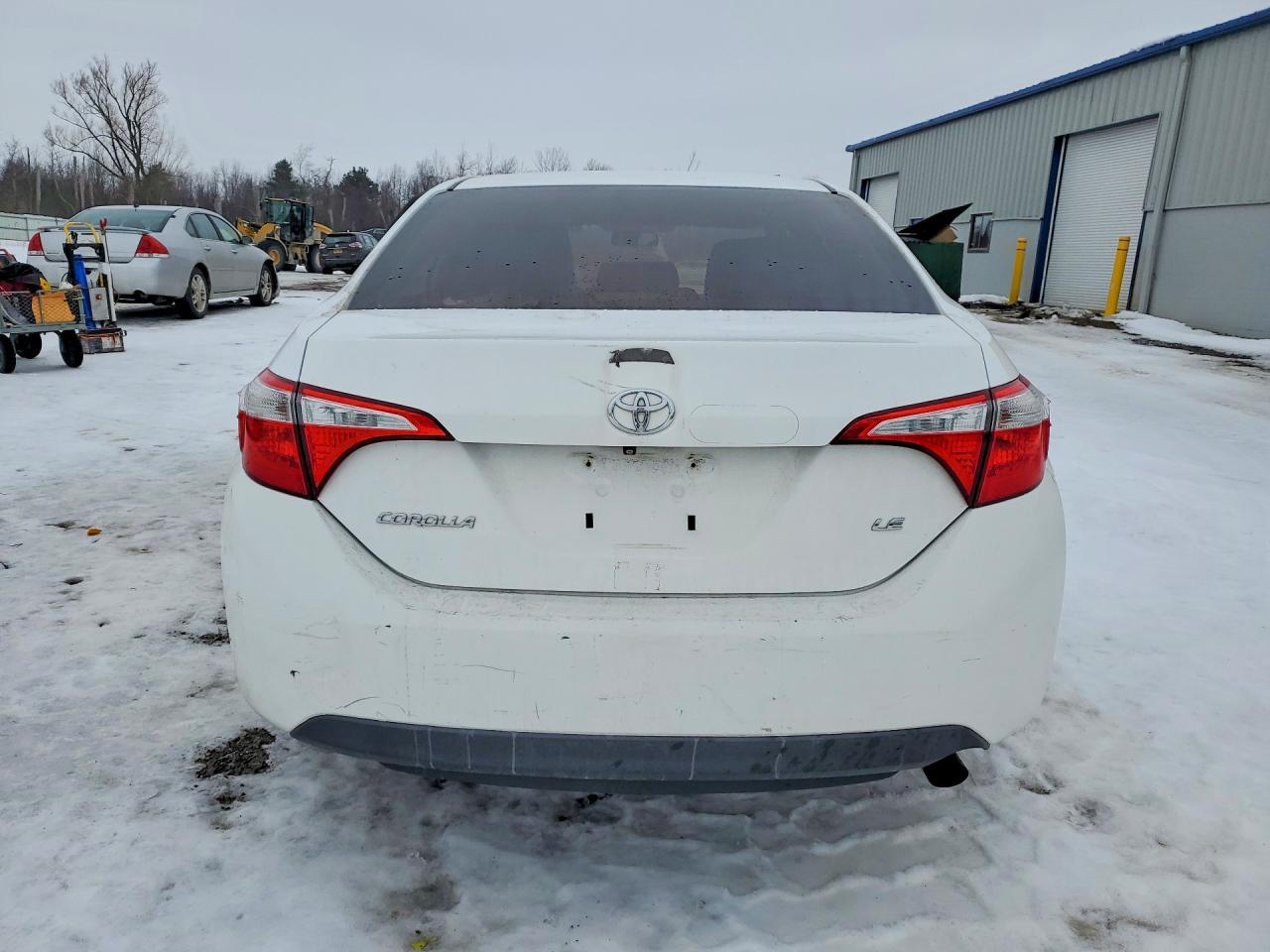 2015 TOYOTA COROLLA