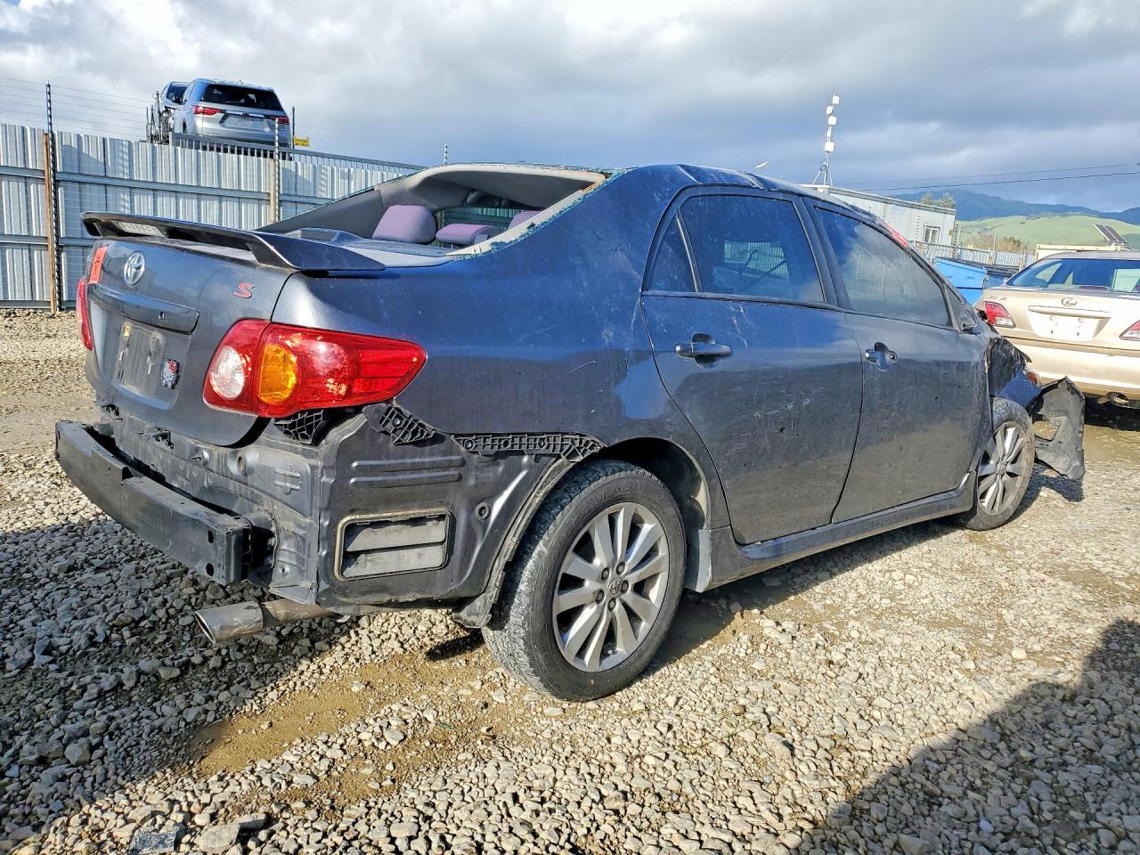 2010 TOYOTA COROLLA