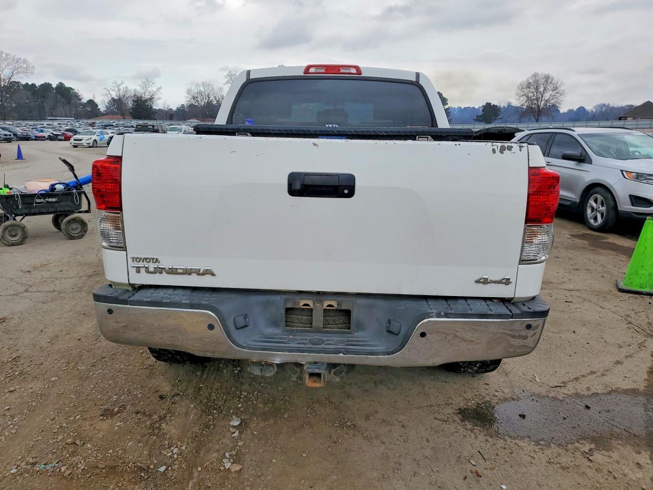 2012 TOYOTA TUNDRA