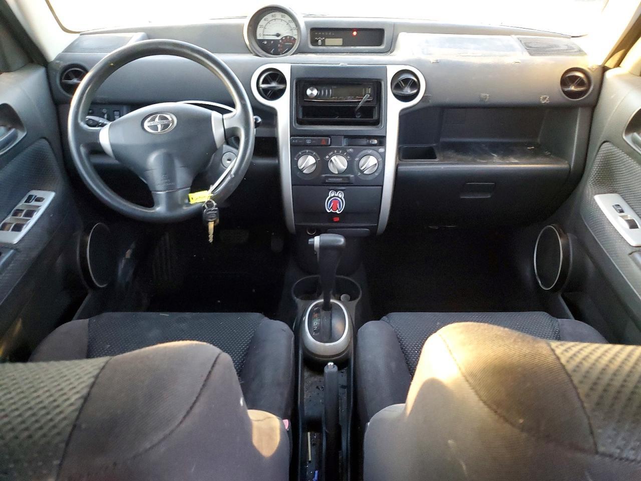 2005 SCION xB