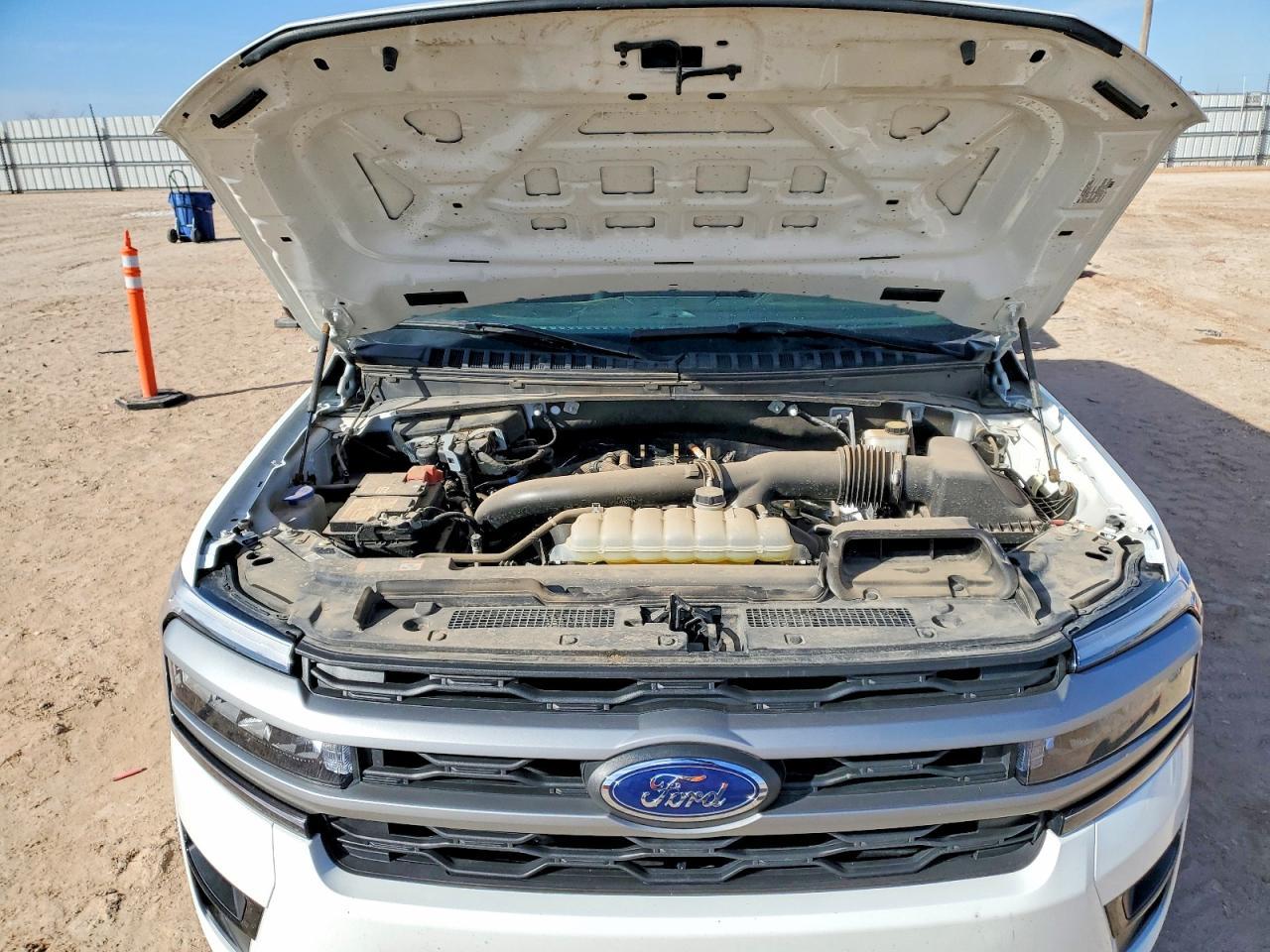 2024 FORD Expedition