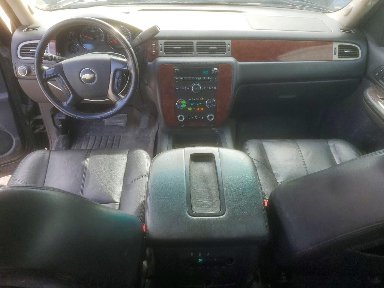 2012 CHEVROLET Suburban