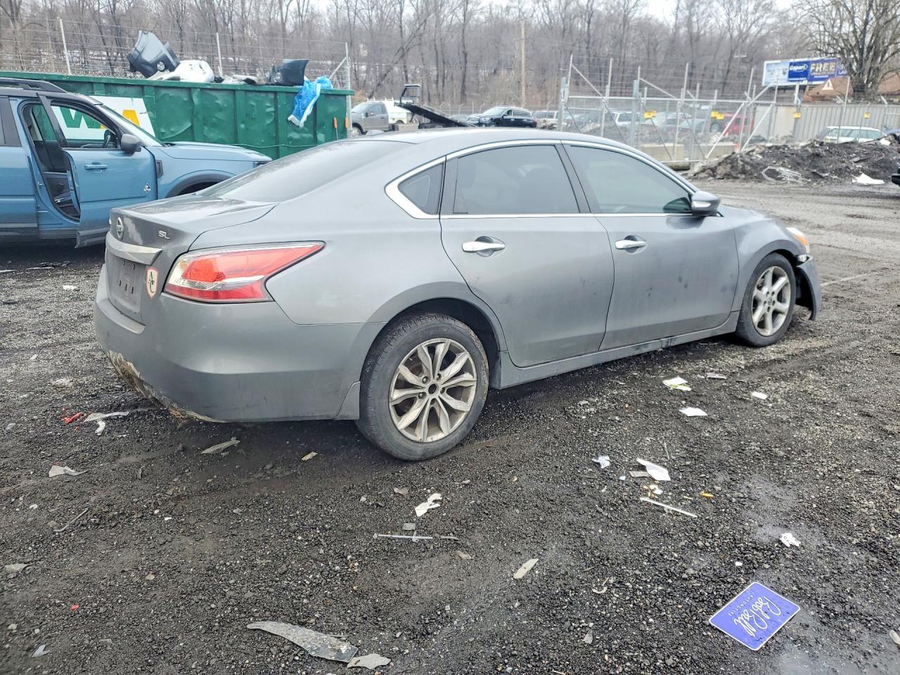 2015 NISSAN ALTIMA