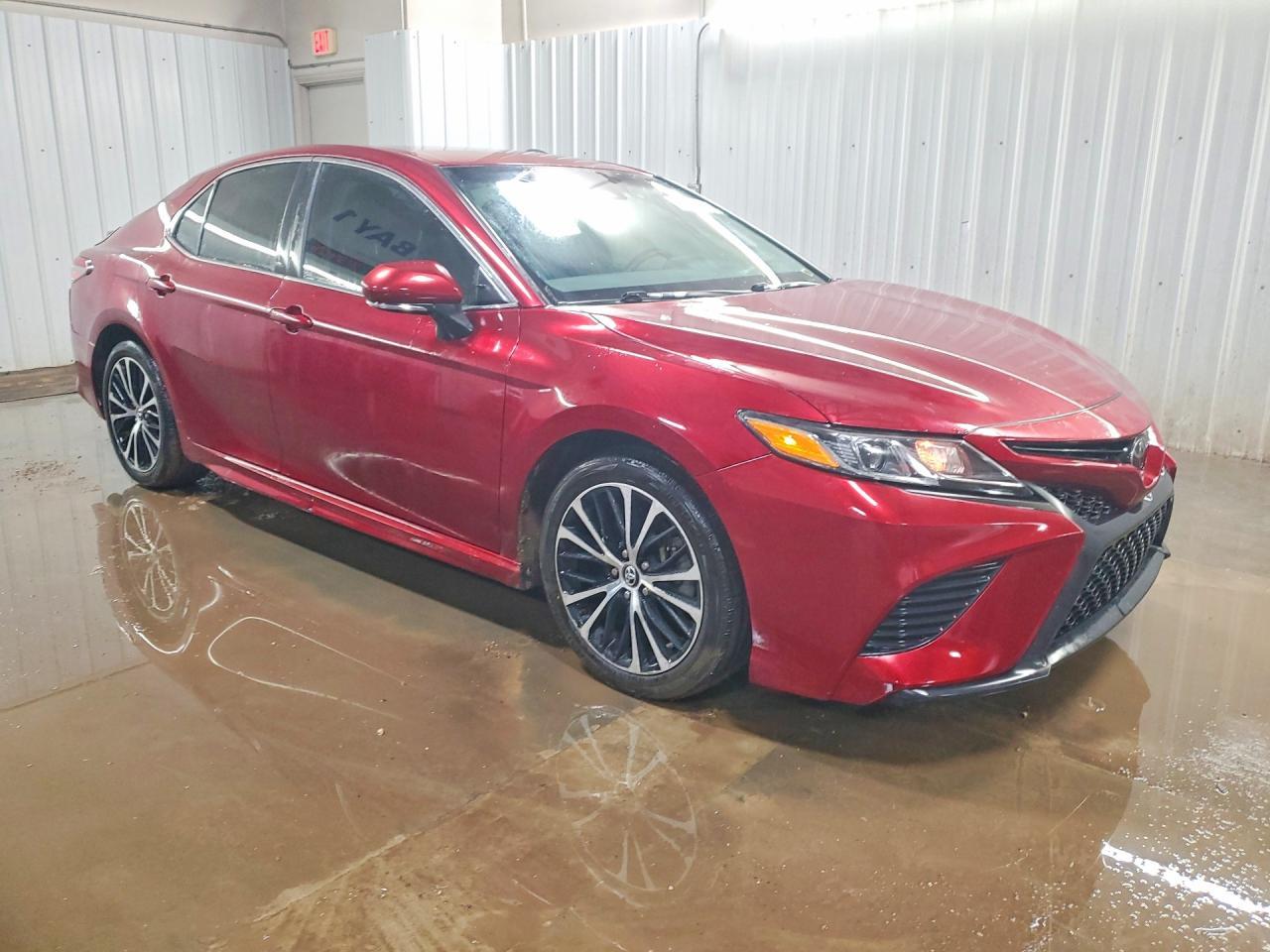 2018 TOYOTA CAMRY