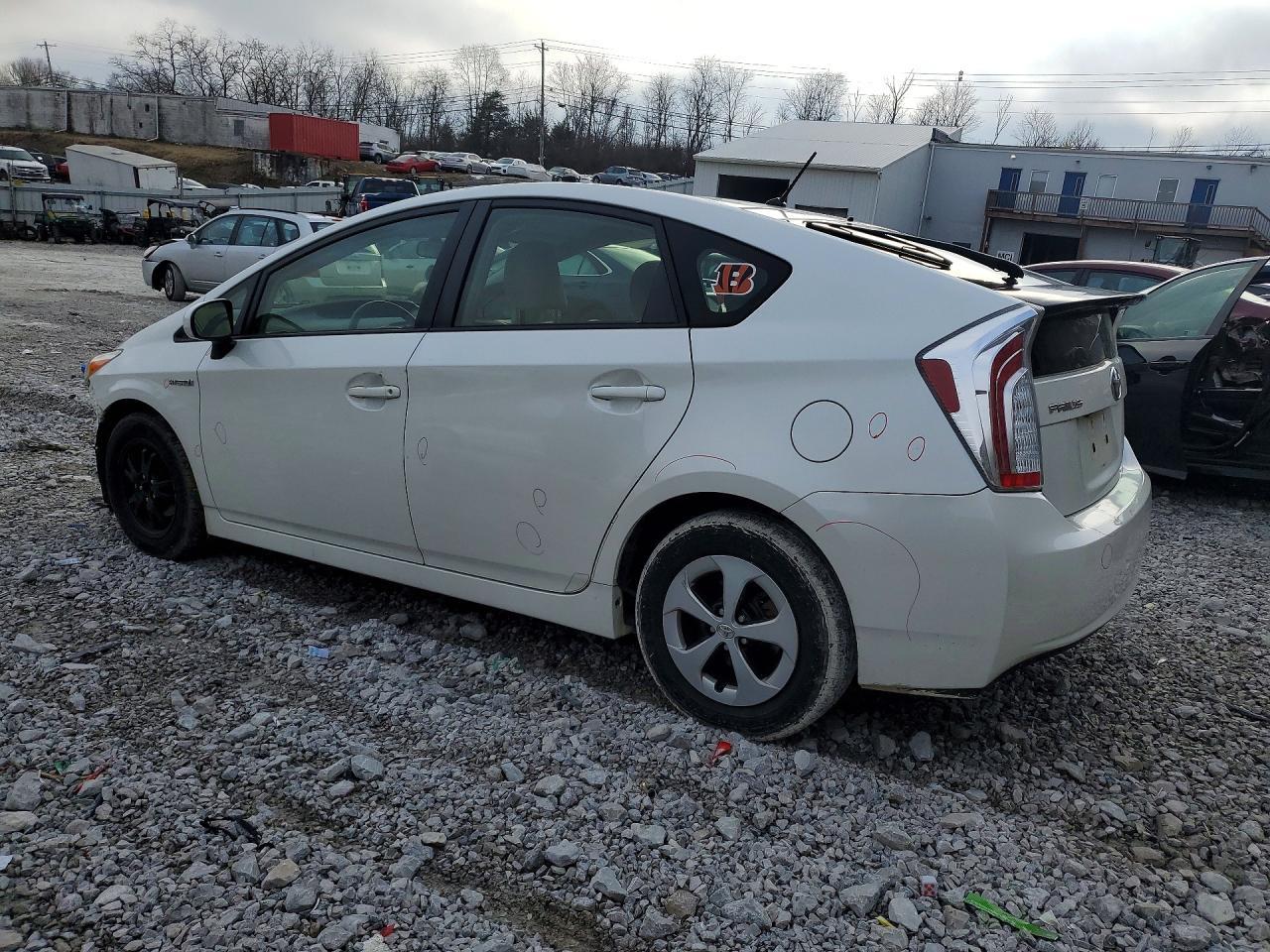 2015 TOYOTA PRIUS