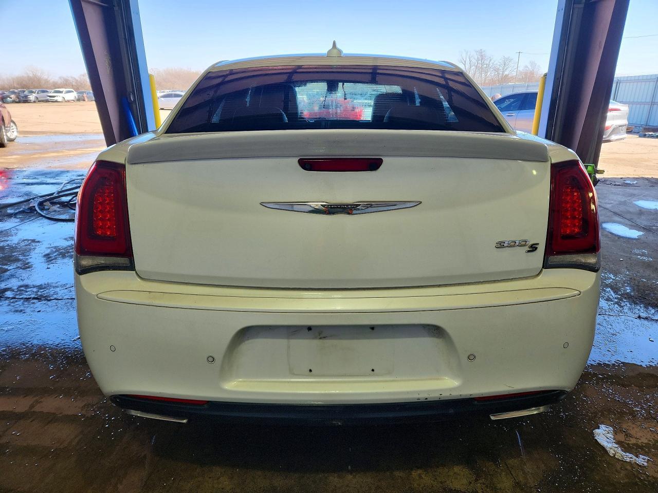 2015 CHRYSLER 300