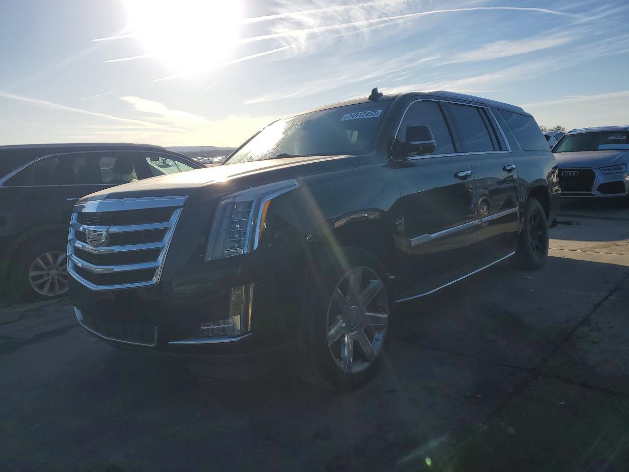 2019 CADILLAC Escalade ESV