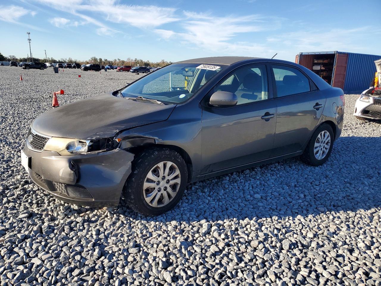 2013 KIA FORTE