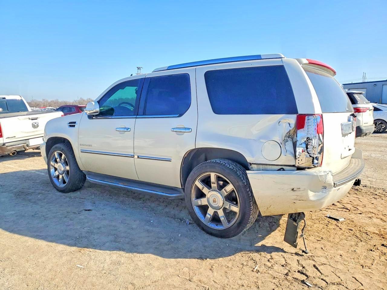 2013 CADILLAC ESCALADE