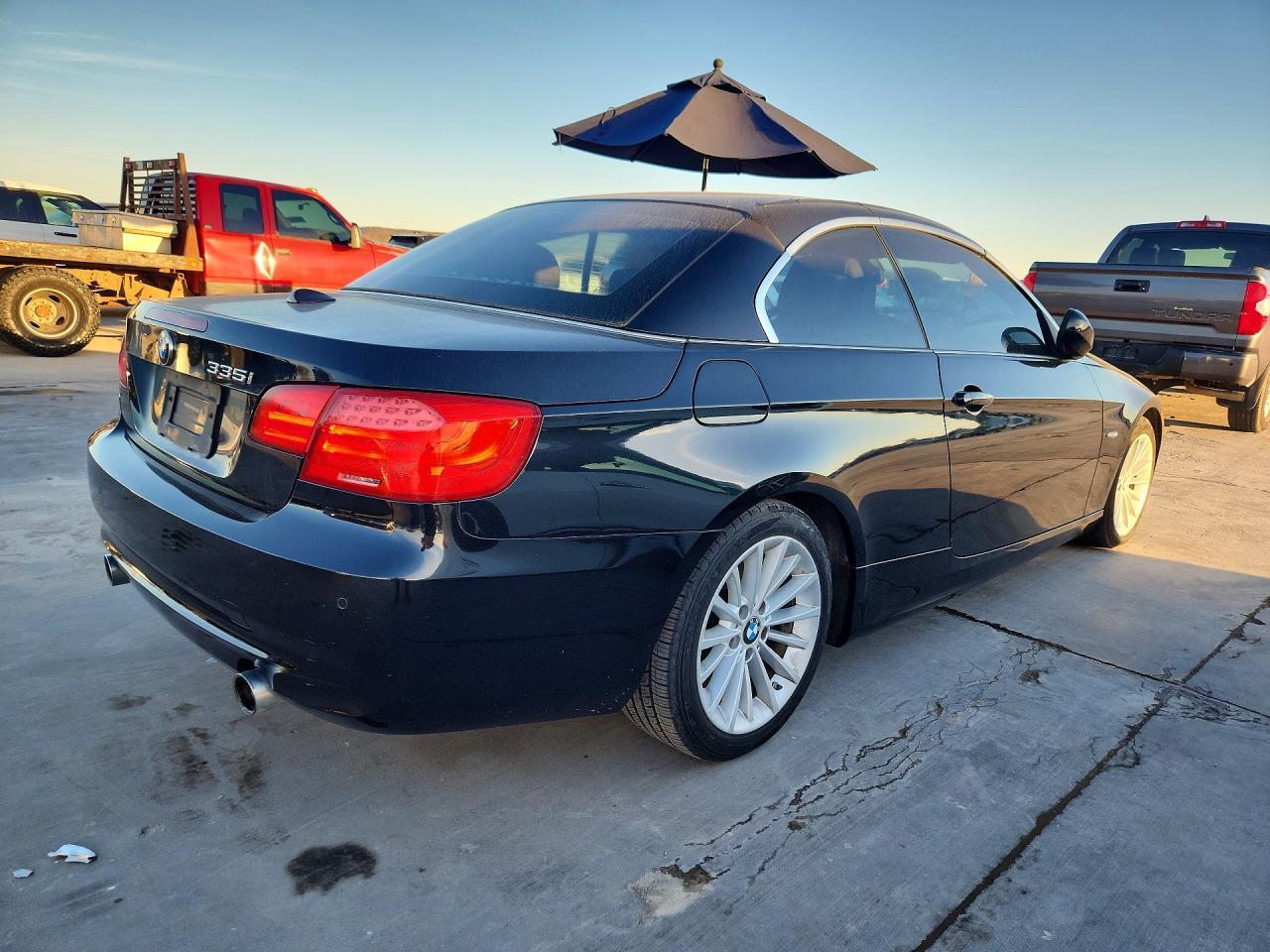2011 BMW 3 SERIES
