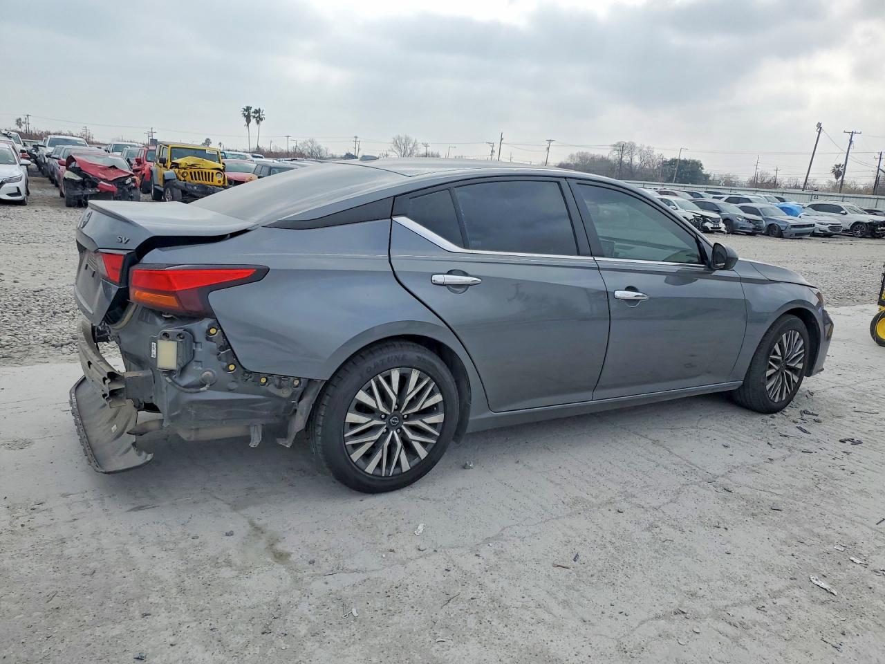 2024 NISSAN ALTIMA