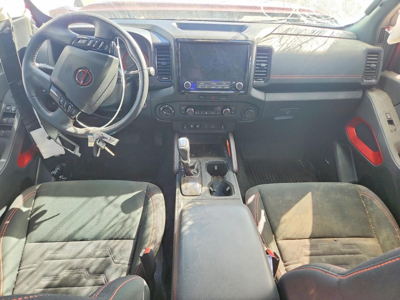 2024 NISSAN Frontier