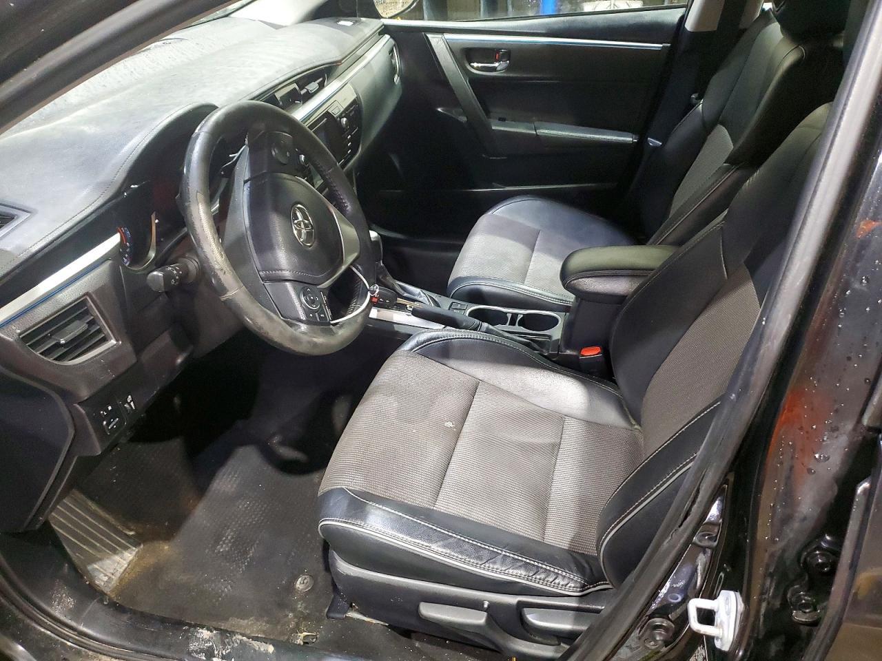 2016 TOYOTA COROLLA