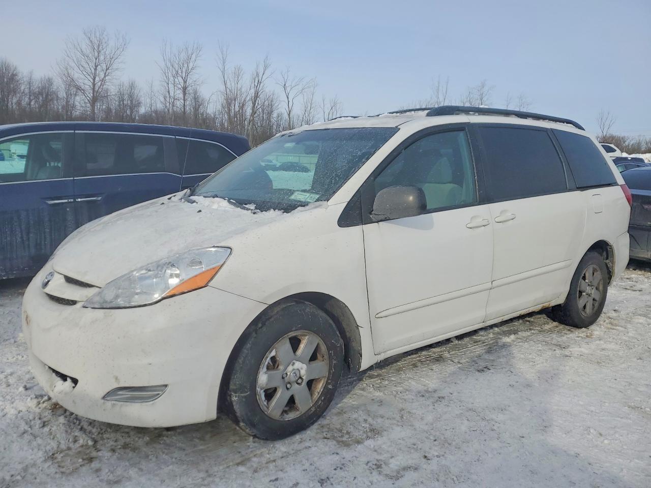 2007 TOYOTA SIENNA