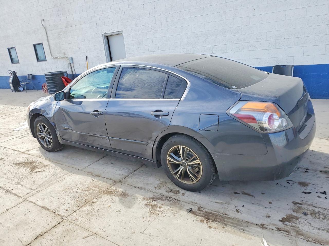 2012 NISSAN ALTIMA