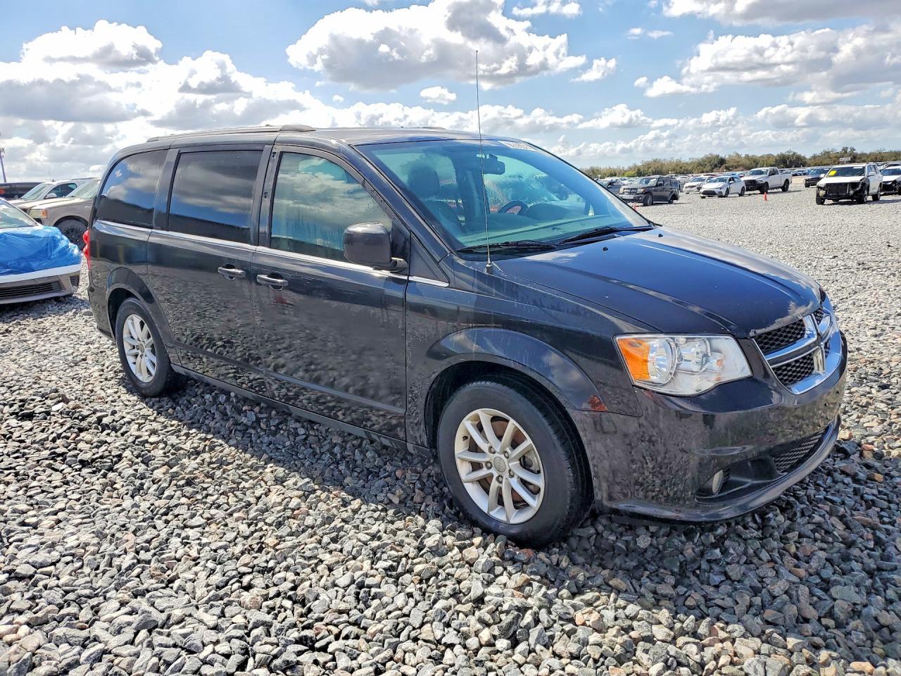 2018 DODGE GRAND CARAVAN