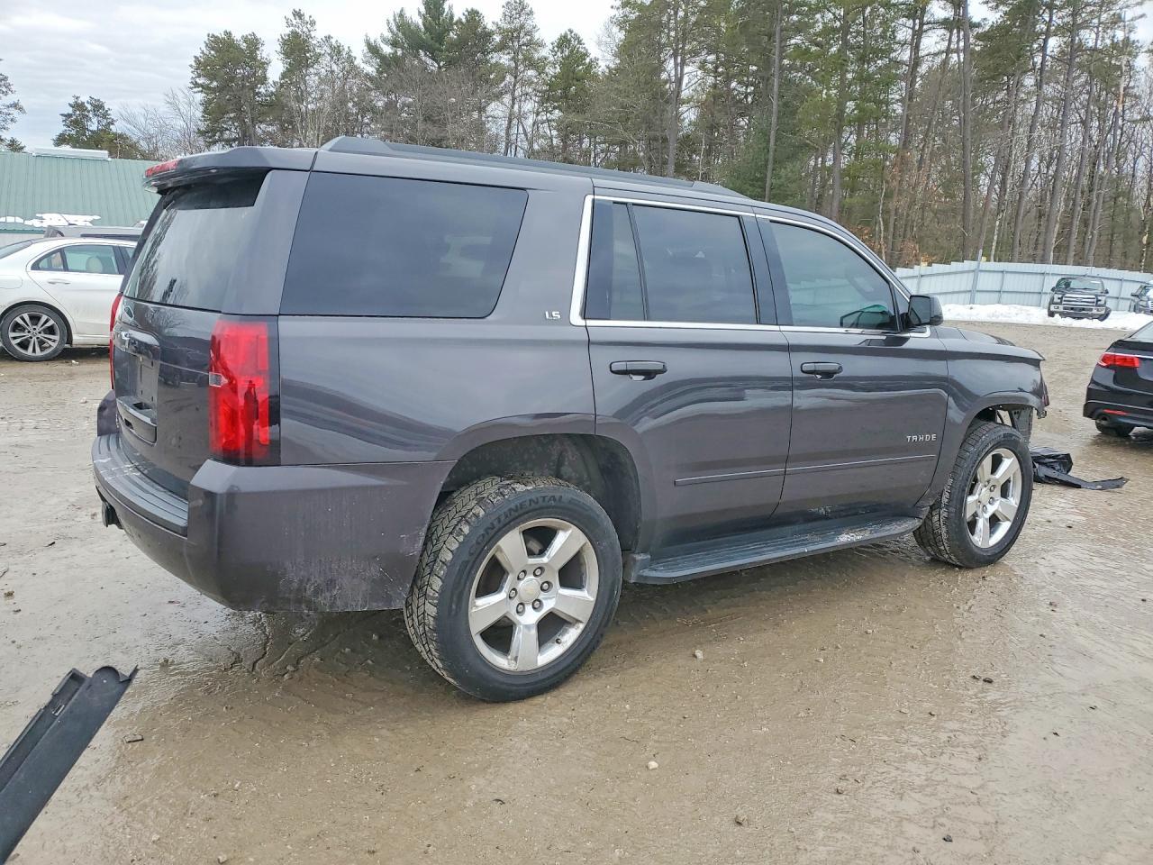 2016 CHEVROLET Tahoe
