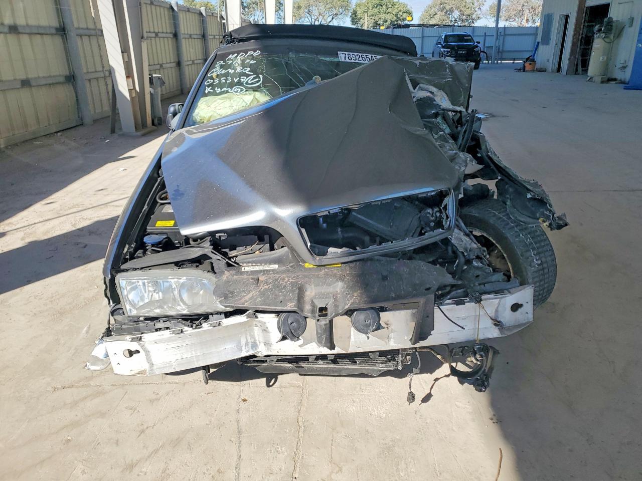 2003 VOLVO C70