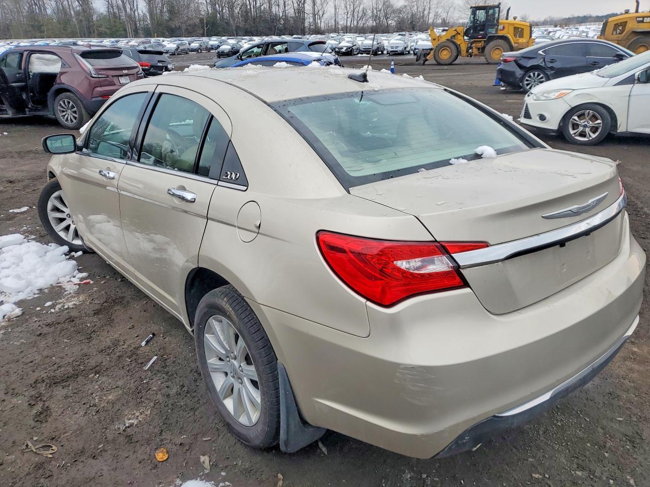 2013 CHRYSLER 200