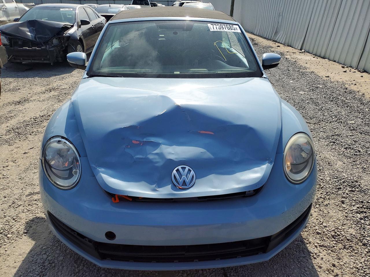 2013 VOLKSWAGEN Beetle