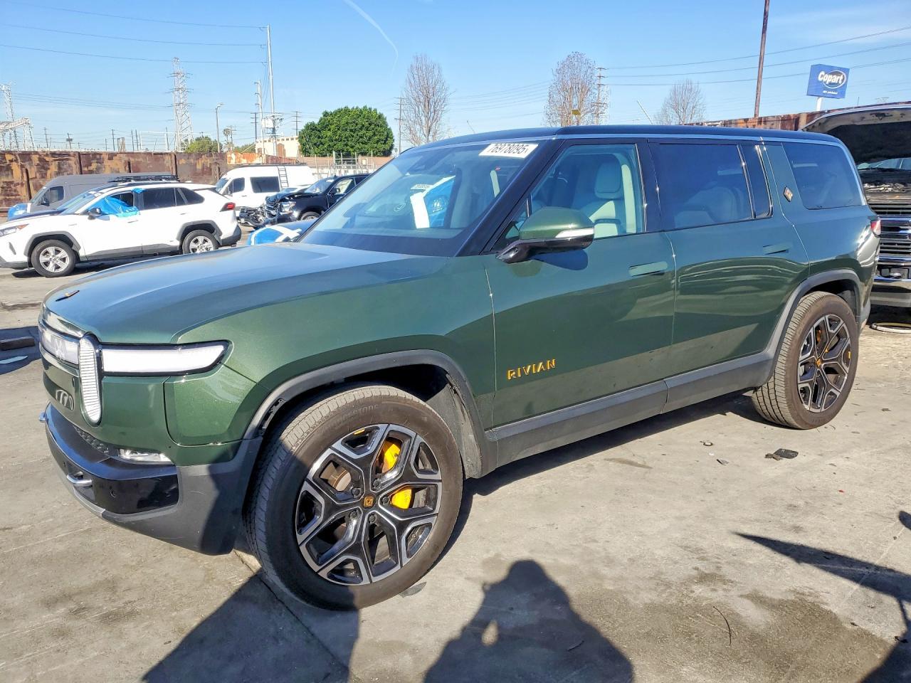 2023 RIVIAN R1s