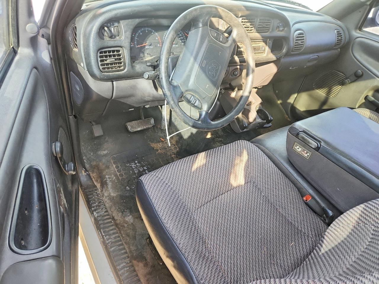 2001 DODGE RAM 1500