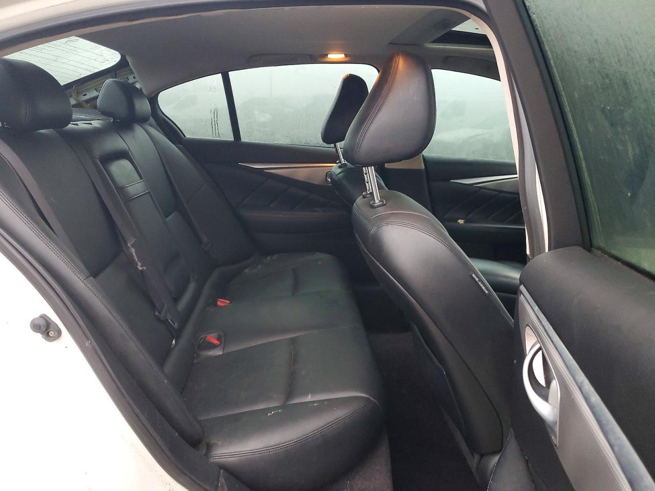 2014 INFINITI Q50