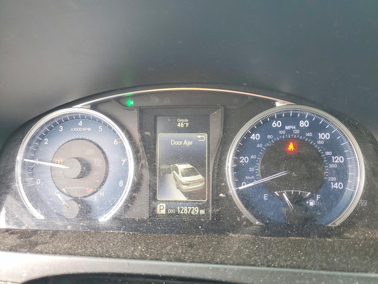 2016 TOYOTA CAMRY