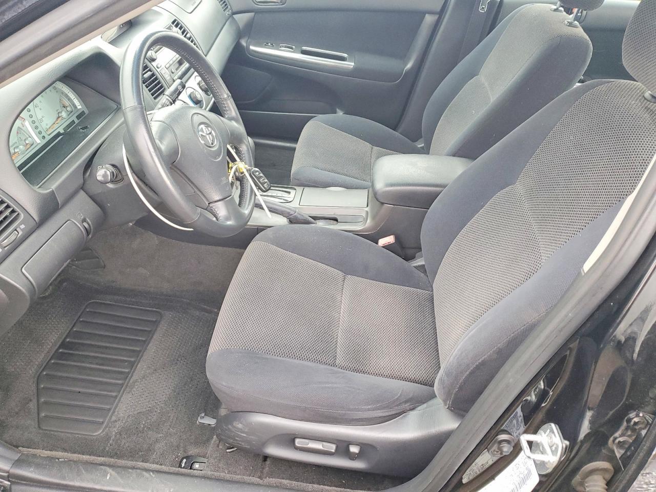 2002 TOYOTA CAMRY