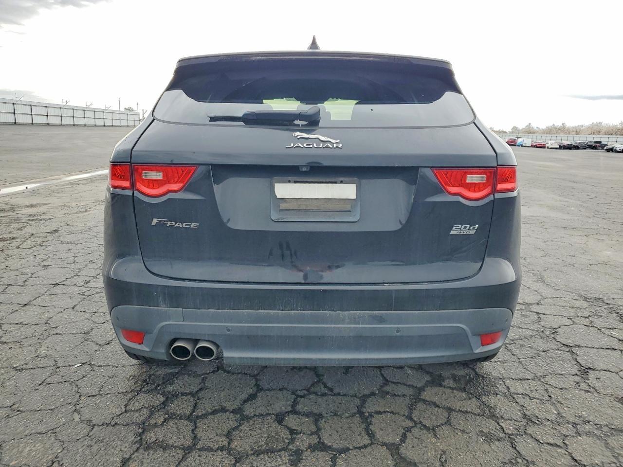 2017 JAGUAR F-Pace