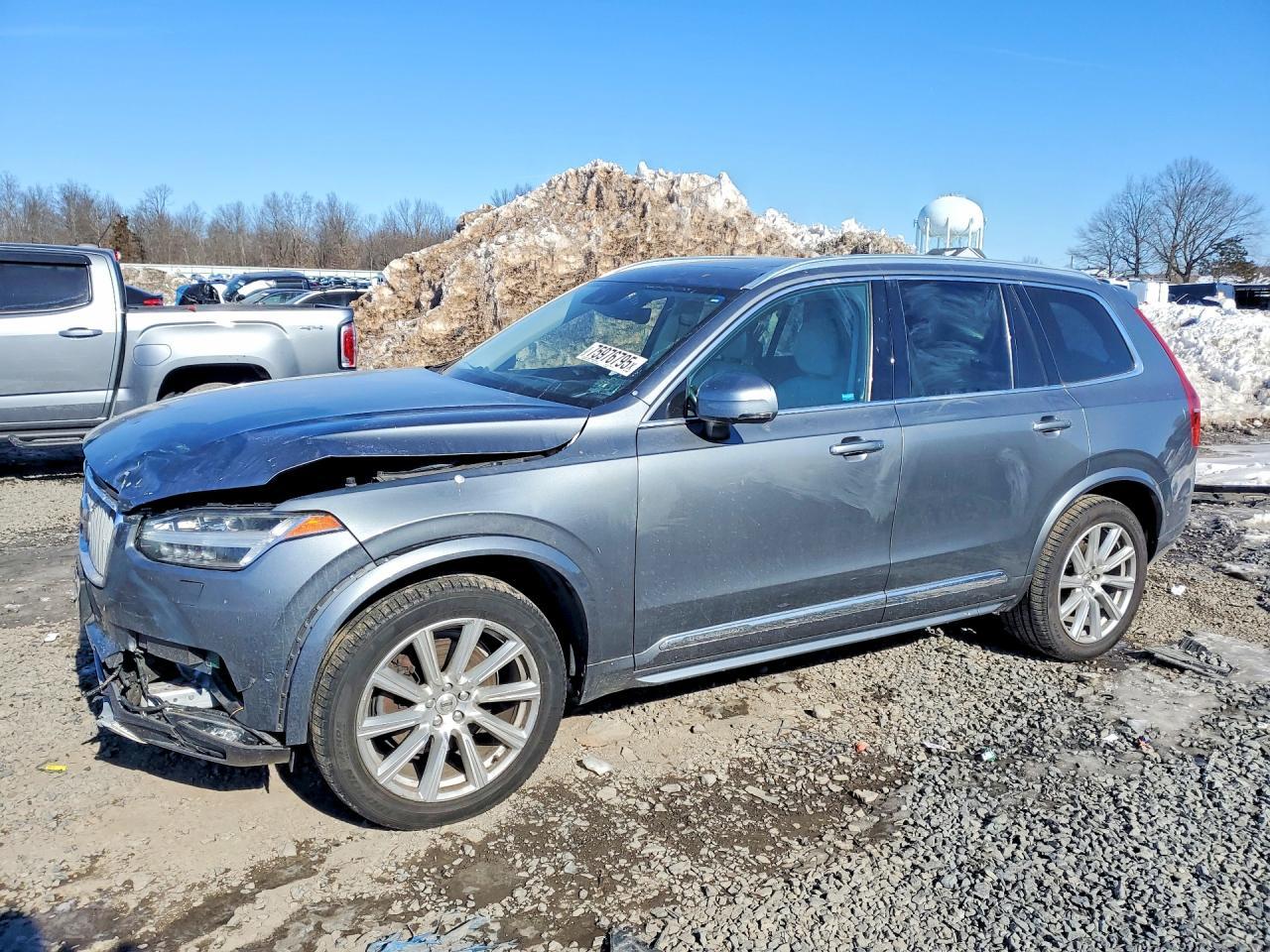 2016 VOLVO XC90