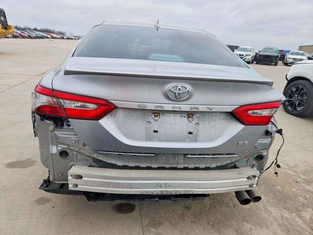 2019 TOYOTA CAMRY