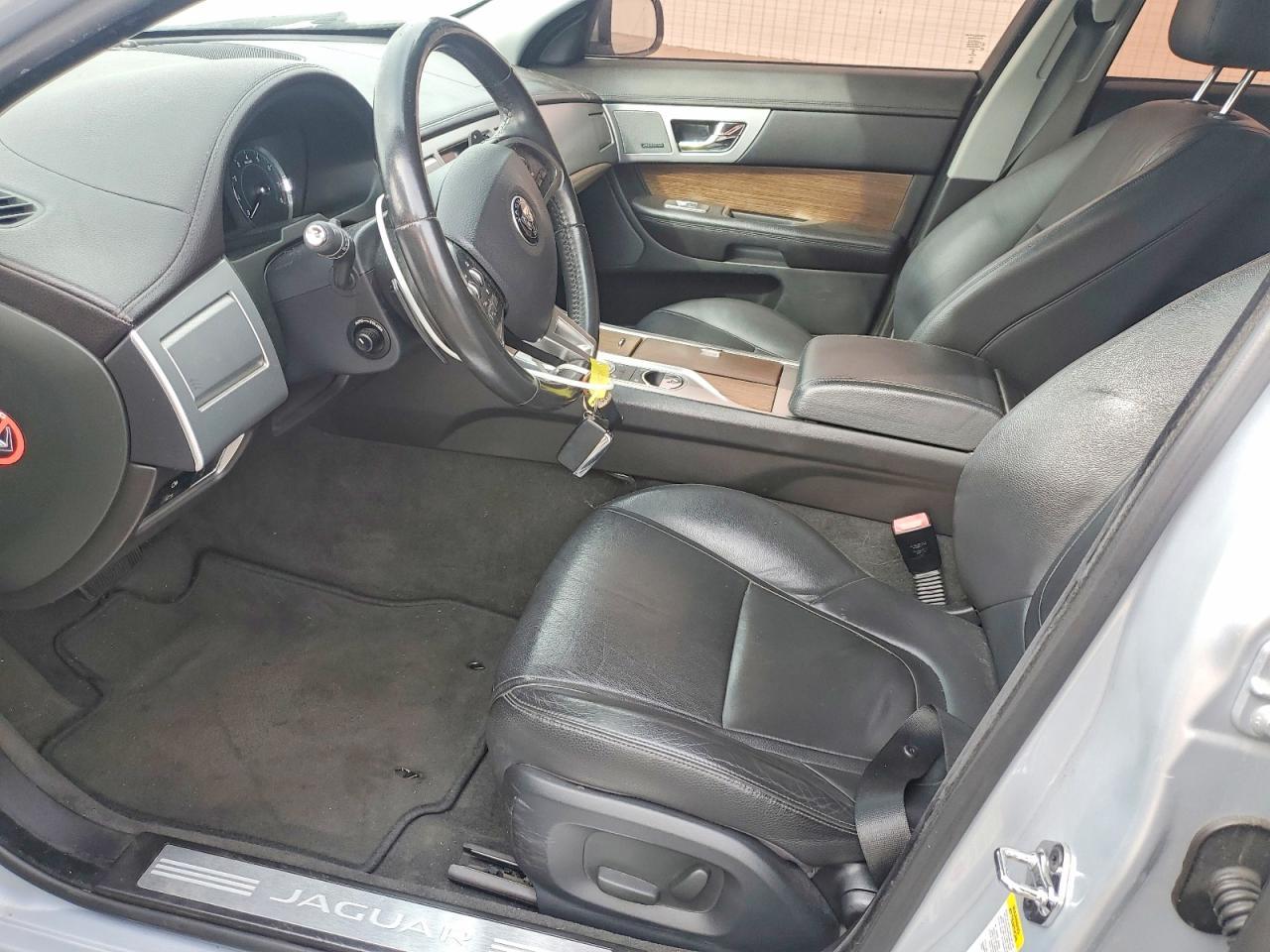 2014 JAGUAR XF