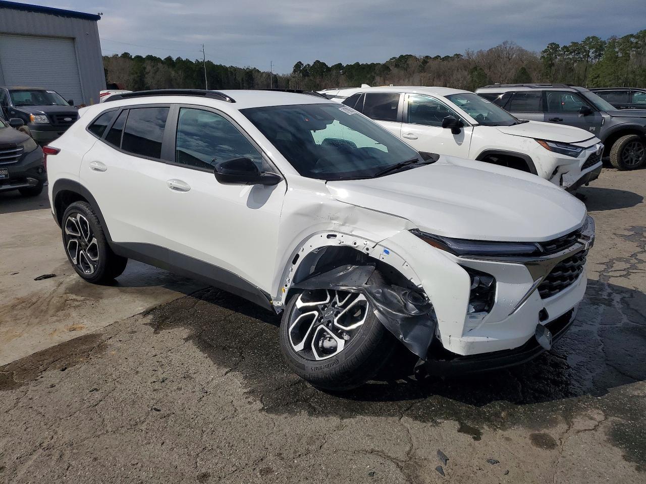 2026 CHEVROLET TRAX