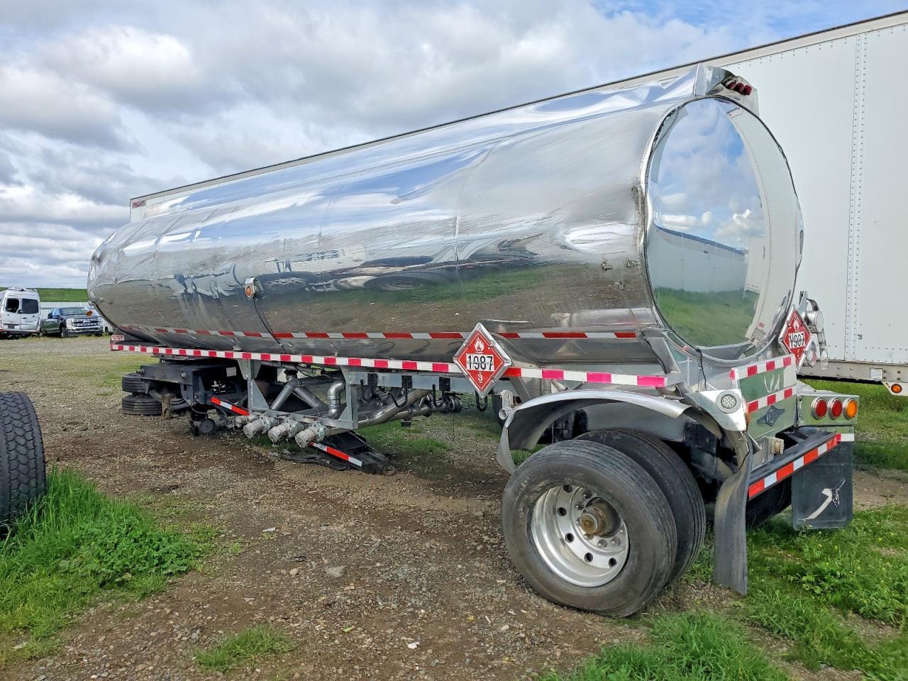 1998 Beall Trailer