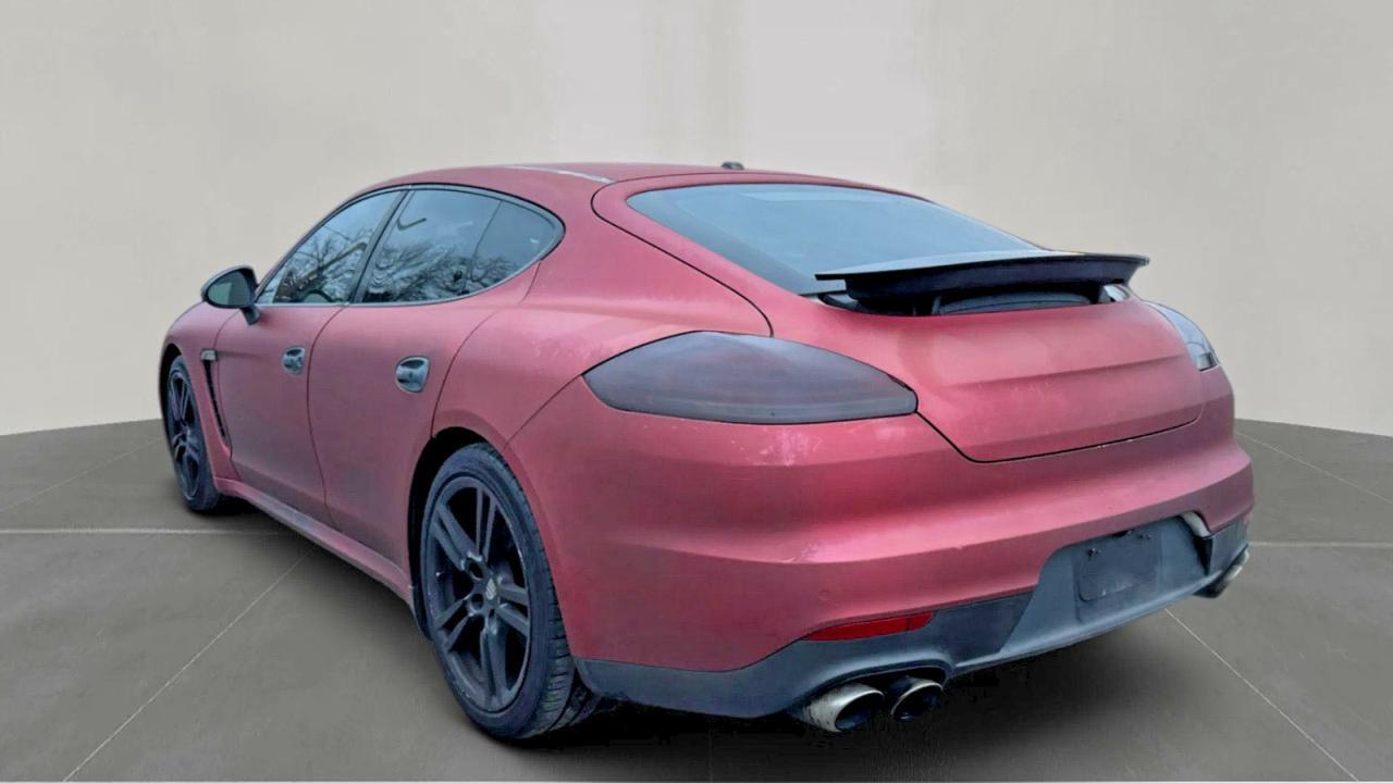 2015 PORSCHE Panamera
