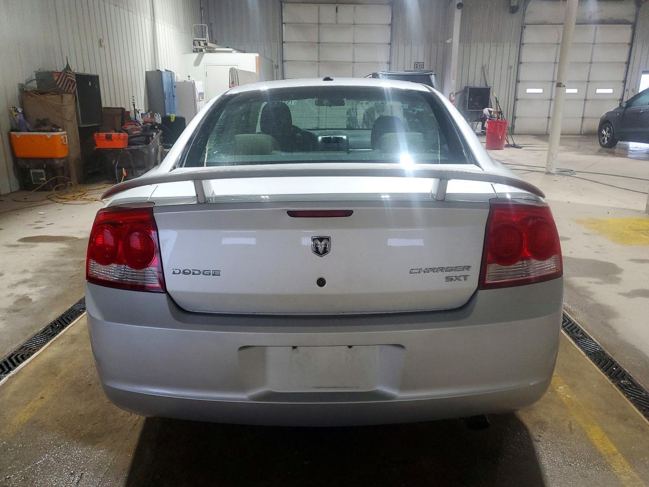 2009 DODGE CHARGER