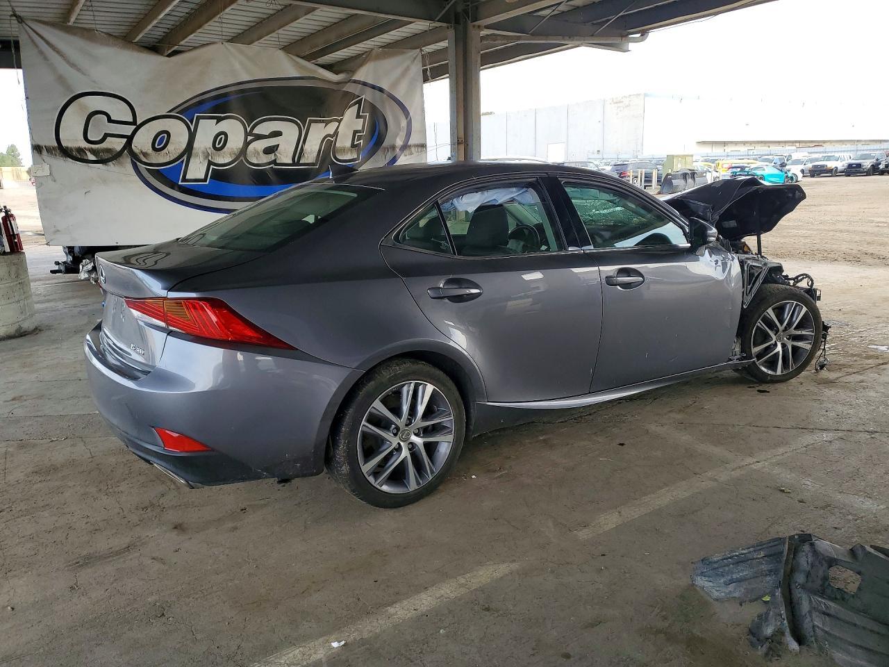 2019 LEXUS IS 300