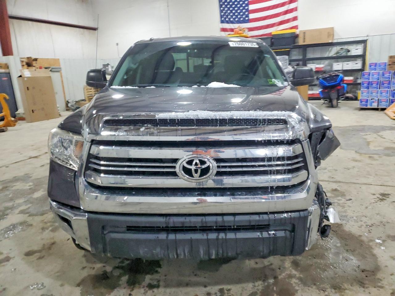 2016 TOYOTA TUNDRA