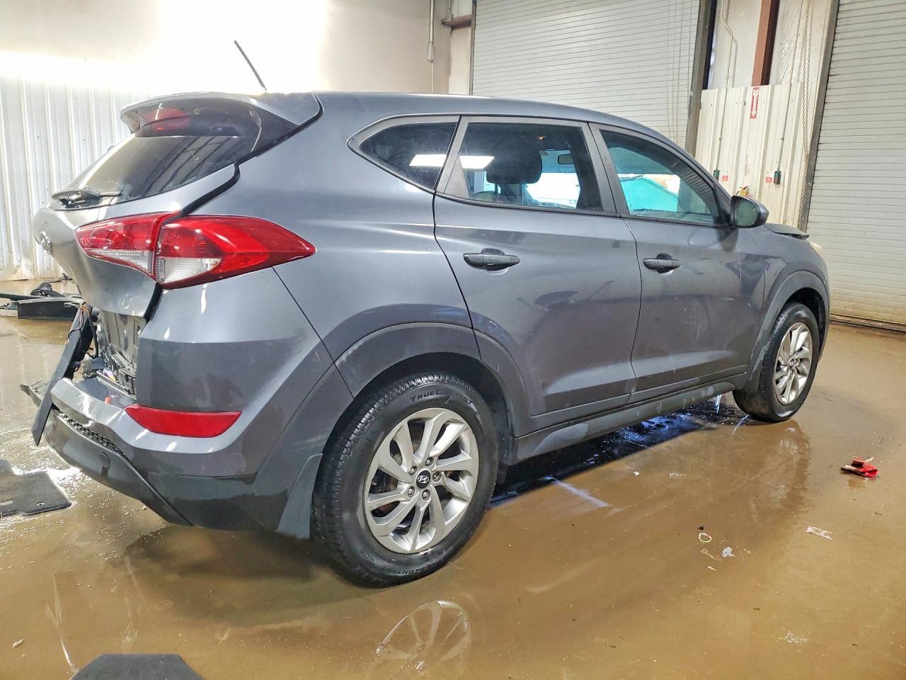 2017 HYUNDAI TUCSON